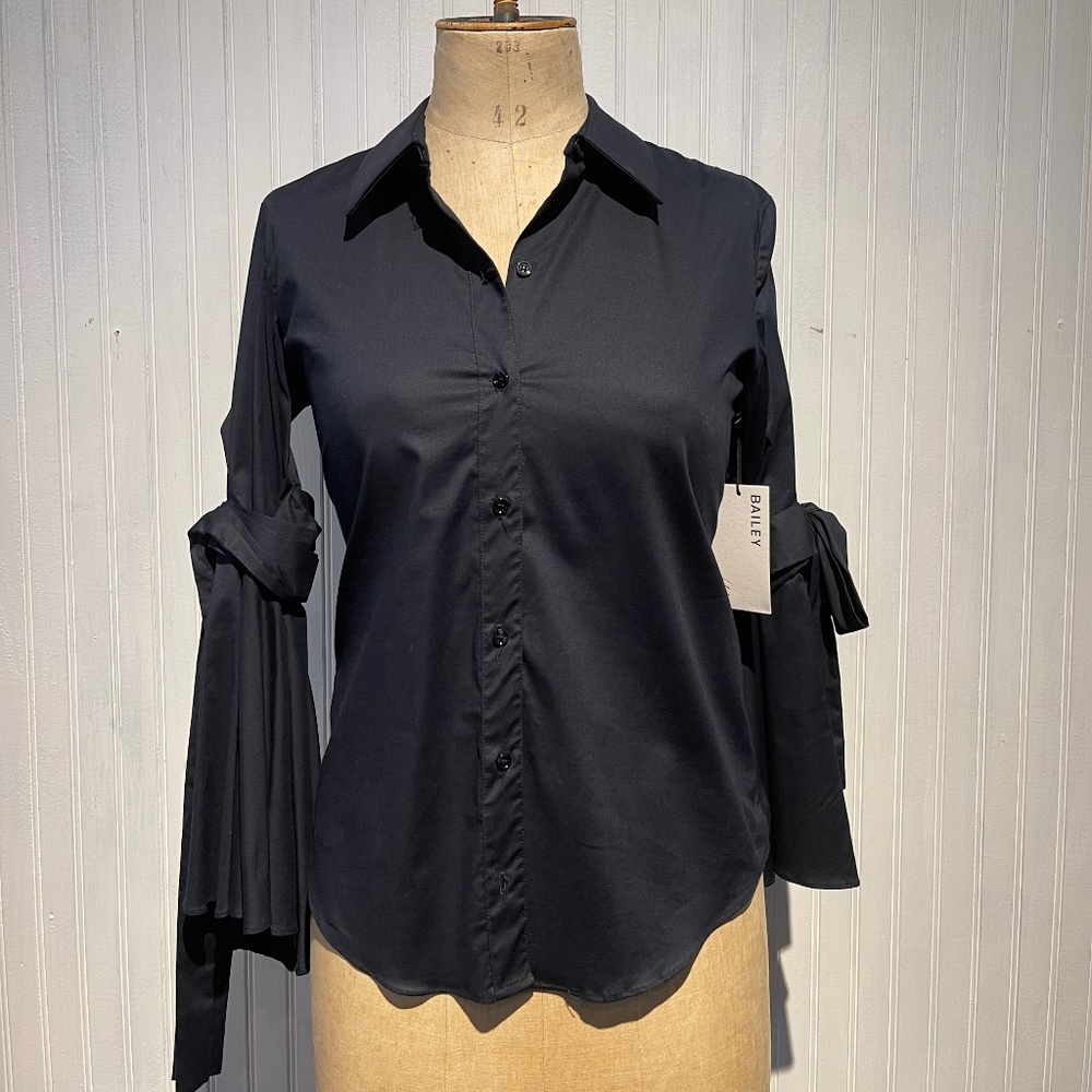 Stow Away Top